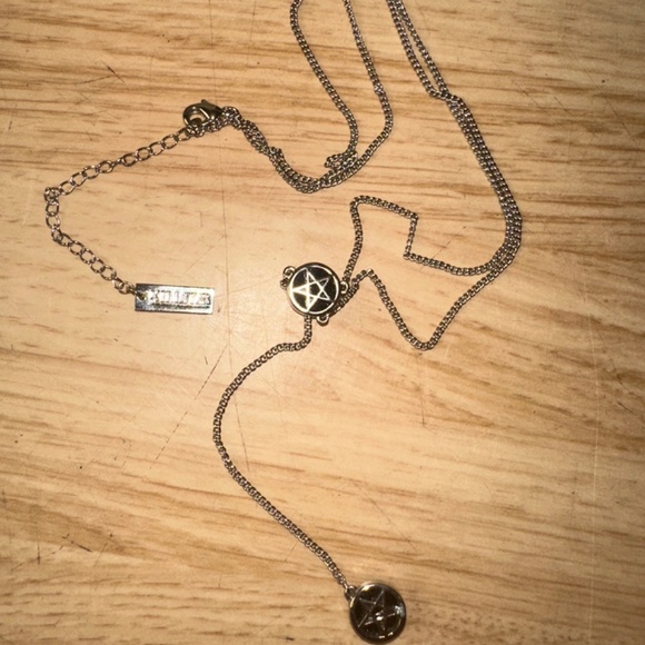 KILLSTAR GOTHIC 2 BLACK ONYX & PENTAGRAM NECKLACE W/ SILVER CHAIN - BRAND NEW! - Picture 2 of 12